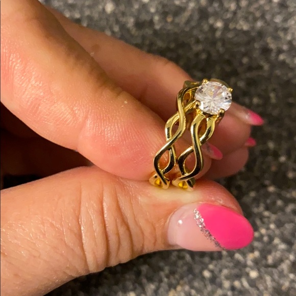 Bella Luce 1.35ctw White Diamond Simulant - Picture 3 of 16